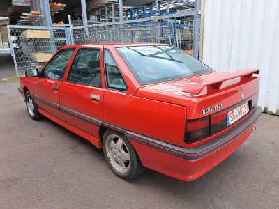 Usata Renault 21 139 CV (102 kW) 1991 Rosso Berlina