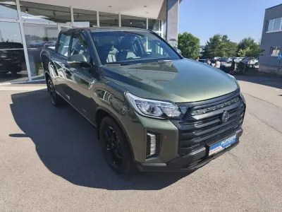 Gebraucht SsangYong Musso 199 PS (146 kW) 2023 Grün Pickup