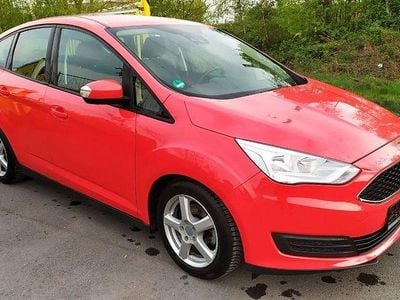 Begagnad Ford C-MAX Trend 125 HK (91 kW) 2016 Röd Minibuss