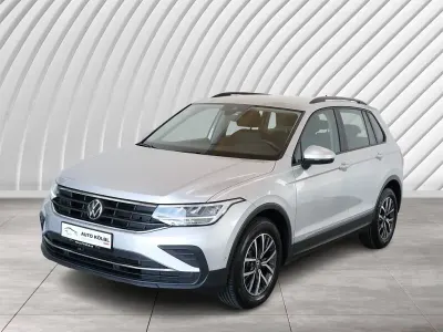 Gebraucht VW Tiguan Life 150 PS (110 kW) 2023 Reflexsilber metallic SUV