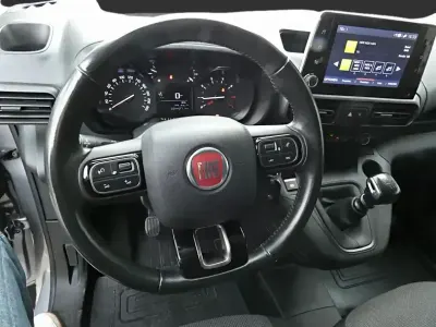 Gebraucht Fiat Doblò 110 PS (80 kW) 2023 Grau Van / Kleinbus
