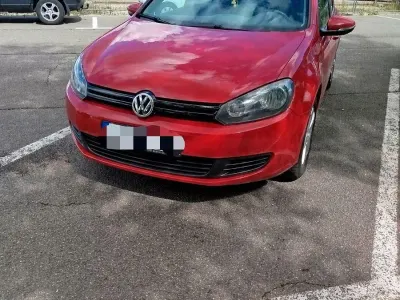 Gebraucht VW Golf VI Trendline 80 PS (58 kW) 2009 Rot Kleinwagen