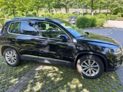 Gebraucht VW Tiguan Sport 160 PS (117 kW) 2015 Schwarz SUV