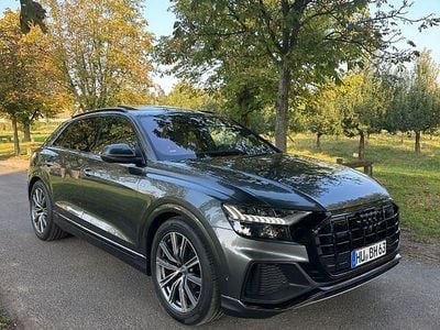 Second-hand Audi Q8 Sport 286 CP (210 kW) 2019 Gri SUV