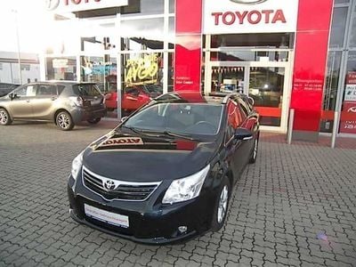 Gebraucht Toyota Avensis Edition 126 PS (92 kW) 2011 Blau metallic Kombi