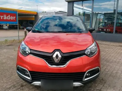 Gebraucht Renault Captur 118 PS (86 kW) 2017 Rot SUV
