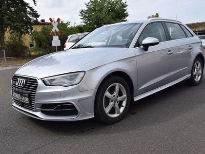 Gebraucht Audi e-tron Sportback Sport 150 kW (204 PS) 2016 Florettsilber metallic SUV