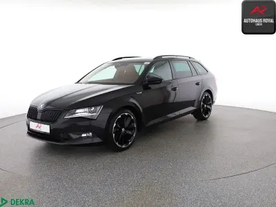 Gebraucht Skoda Superb SportLine 190 PS (139 kW) 2019 Schwarzmagic perleffekt Kombi