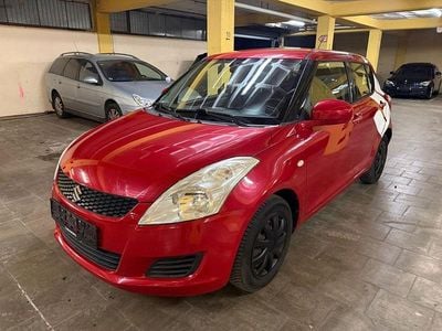 Gebraucht Suzuki Swift Club 94 PS (69 kW) 2010 Rot Kleinwagen