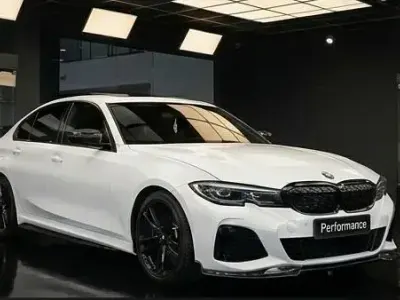 Używany BMW 330 M Sport 258 KM (189 kW) 2020 Biały Sedan/Limuzyna