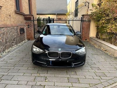 Gebraucht BMW 116 Sport Line 136 PS (100 kW) 2011 Schwarz Kleinwagen