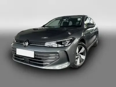 Begagnad VW Passat IQ Drive 150 HK (110 kW) 2025 Grå Kombi