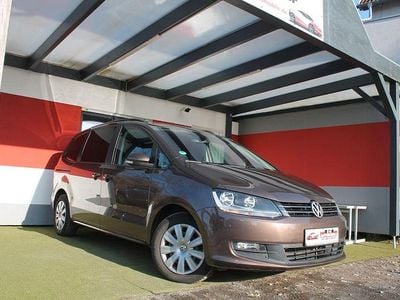 Gebraucht VW Sharan Trendline 140 PS (102 kW) 2011 Braun Van / Kleinbus