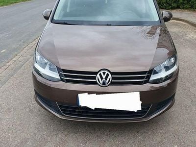 Second-hand VW Sharan Comfortline 170 CP (125 kW) 2011 Maro Monovolum