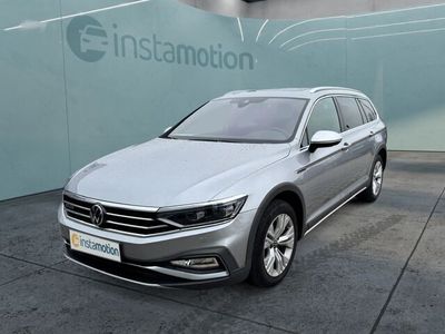 Silber Gebraucht 2021 VW Passat Alltrack Kombi | 30.440 € (Teuer)