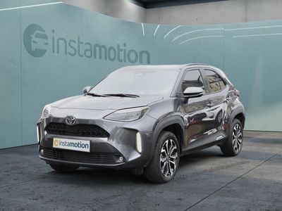 Gebraucht Toyota Yaris Hybrid Team 131 PS (96 kW) 2024 Grau Kleinwagen