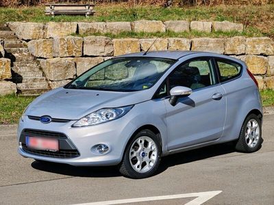 gebraucht Ford Fiesta Titanium | Top-Ausstattung | 1 Jahr Gewährleistung