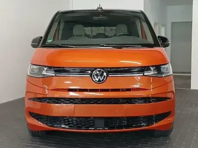 Gebraucht VW Multivan Edition 150 PS (110 kW) 2024 Orange Van / Kleinbus
