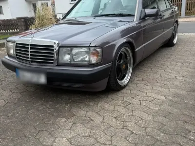 Brugt Mercedes 190 136 HK (100 kW) 1992 Andere farben Sedan