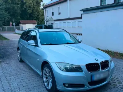 Gebraucht BMW 320 177 PS (130 kW) 2009 Grau Kombi
