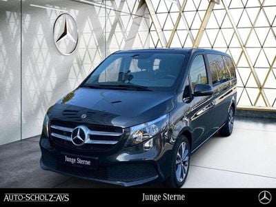 Mercedes V220