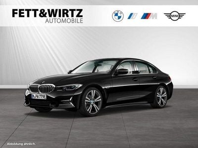 BMW 330e