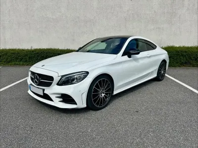 Gebraucht Mercedes C200 AMG 184 PS (135 kW) 2019 Weiß Coupé