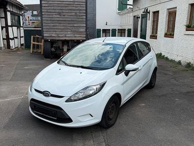 Second-hand Ford Fiesta 90 CP (66 kW) 2010 Alb Hatchback