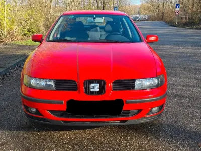 Używany Seat Leon 101 KM (74 kW) 2000 Czerwony Hatchback