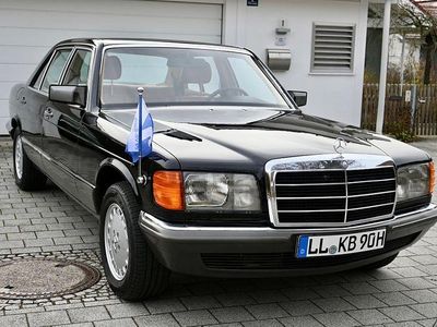 Gebraucht Mercedes 380 204 PS (150 kW) 1985 Schwarz Limousine