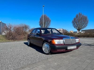 Gebraucht Mercedes 190 109 PS (80 kW) 1991 Rot Limousine