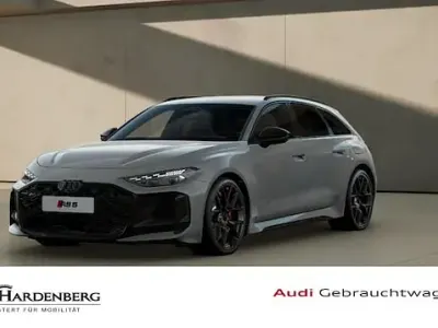 Neu Audi RS5 Premium 639 PS (469 kW) 2026 Plateaugrau metallic Kombi