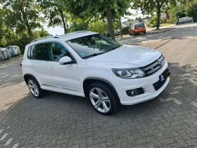 Gebraucht VW Tiguan Life 140 PS (102 kW) 2013 Weiß SUV