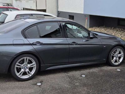 BMW 325