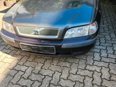 Gebraucht Volvo V40 116 PS (85 kW) 2004 Grau Kombi