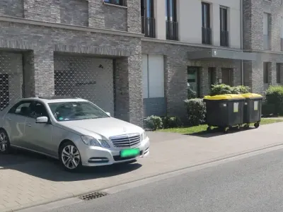 Usata Mercedes E250 Avantgarde 204 CV (150 kW) 2012 Grigio Berlina