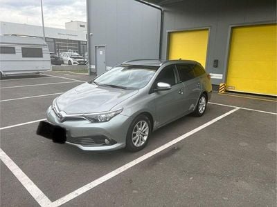 Toyota Auris Touring Sports