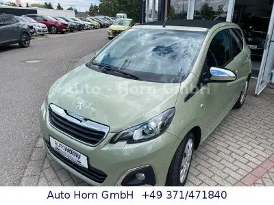 Gebraucht Peugeot 108 Style 72 PS (52 kW) 2021 Grün Kleinwagen