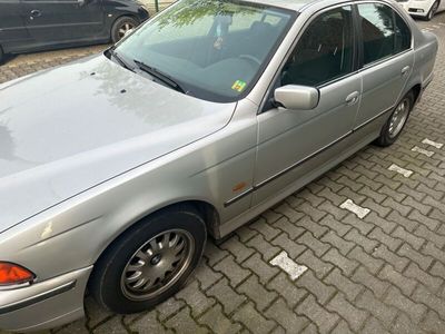 gebraucht BMW 520 i A -