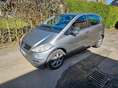 Gebraucht Mercedes A180 Classic 109 PS (80 kW) 2004 Grau Van / Kleinbus