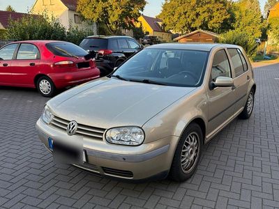 VW Golf IV