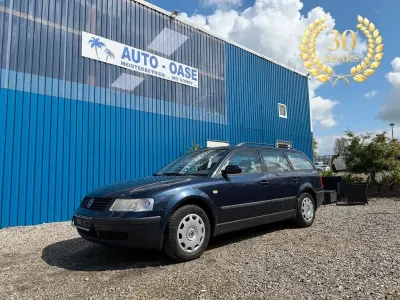 Gebraucht VW Passat 125 PS (91 kW) 1999 Blau Kombi
