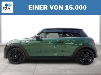 Gebraucht Mini Cooper Classic 136 PS (100 kW) 2024 Grün metallic Kleinwagen