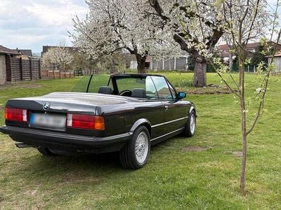 Gebraucht BMW 320 Cabriolet 129 PS (94 kW) 1989 Schwarz Cabrio