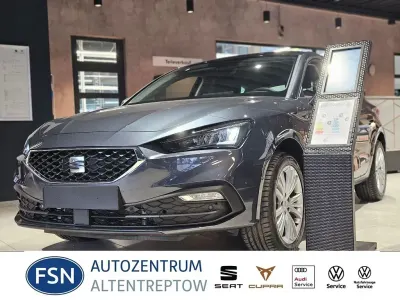Gebraucht Seat Leon Style 150 PS (110 kW) 2024 Magnetic grau metallic Limousine
