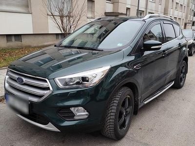Gebraucht Ford Kuga 2017 Grün SUV