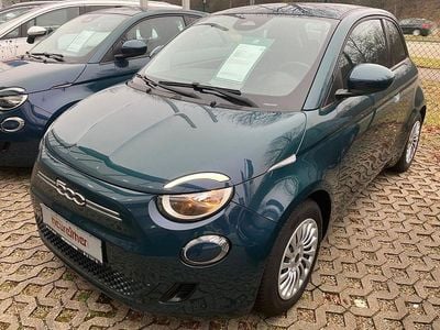 Gebraucht Fiat 500e Basis 86 kW (118 PS) 2023 Grün