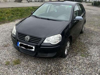 VW Polo