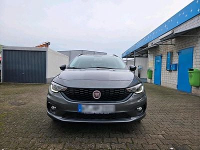 Grau Gebraucht 2018 Fiat Tipo S Kombi | 8.800 € (Fairer Preis)