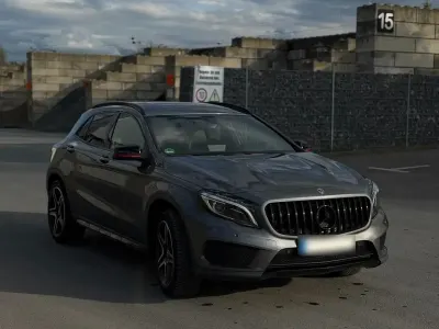 Gebraucht Mercedes GLA200 AMG line 156 PS (114 kW) 2016 Grau SUV